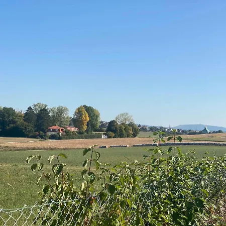 Grosszuegige Ferienwohnung In Ruhiger Lage