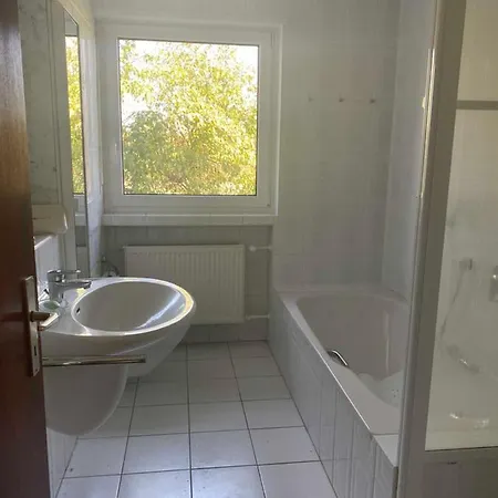 Appartement Grosszuegige Ferienwohnung In Ruhiger Lage *