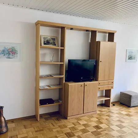 Grosszuegige Ferienwohnung In Ruhiger Lage Appartement Fulde