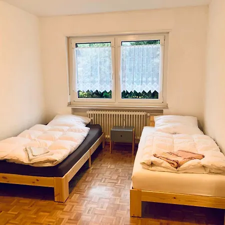 Grosszuegige Ferienwohnung In Ruhiger Lage *