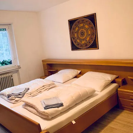 Grosszuegige Ferienwohnung In Ruhiger Lage Fulde